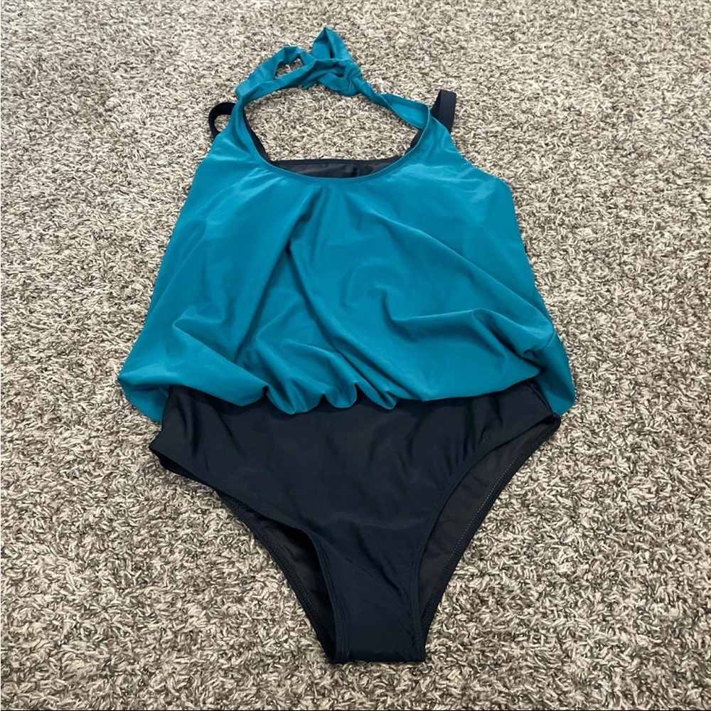 Bloomchic NWT one piece bathing suit size 12